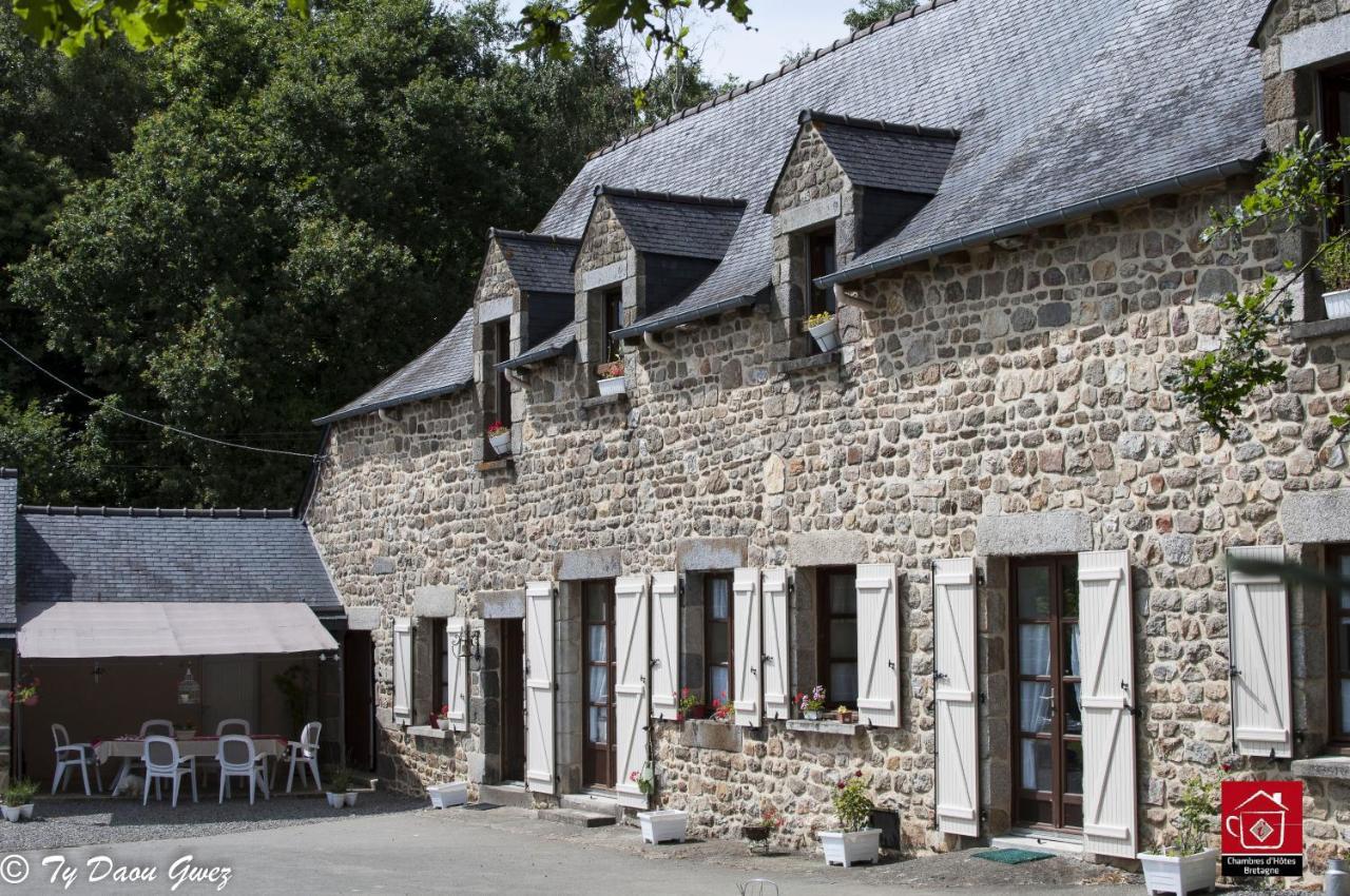 Bed and Breakfast Ty Daou Gwez Irodouer Exterior foto
