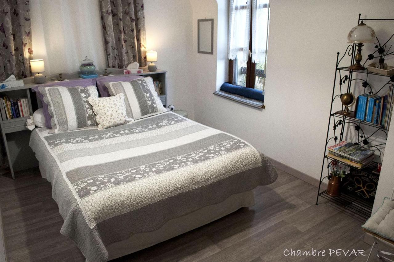 Bed and Breakfast Ty Daou Gwez Irodouer Exterior foto